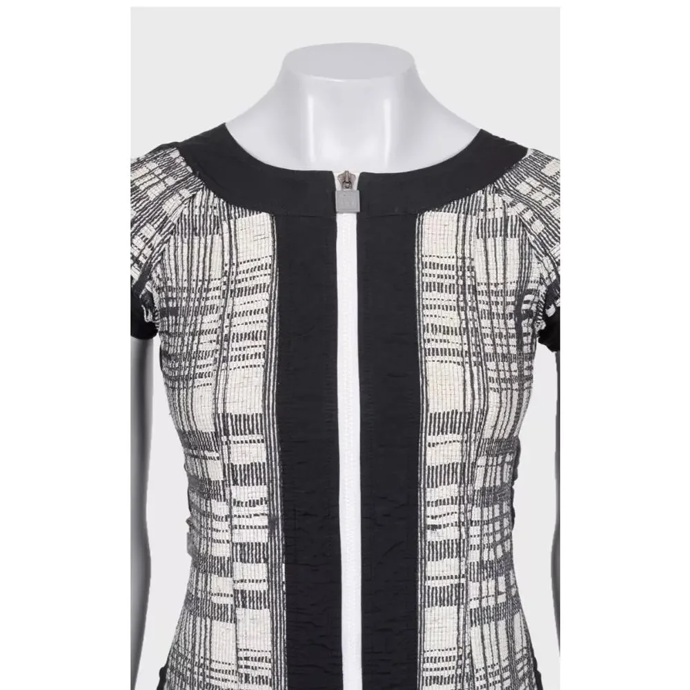 Chanel Vintage Black & White Short Sleeve Zip Cardigan FR 34 / XS